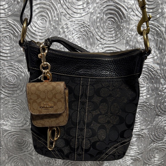 Coach Multi Attachments Case Bag Charm Leather With Gold-Tone Hardware (AirPods) - Picture 13 of 13